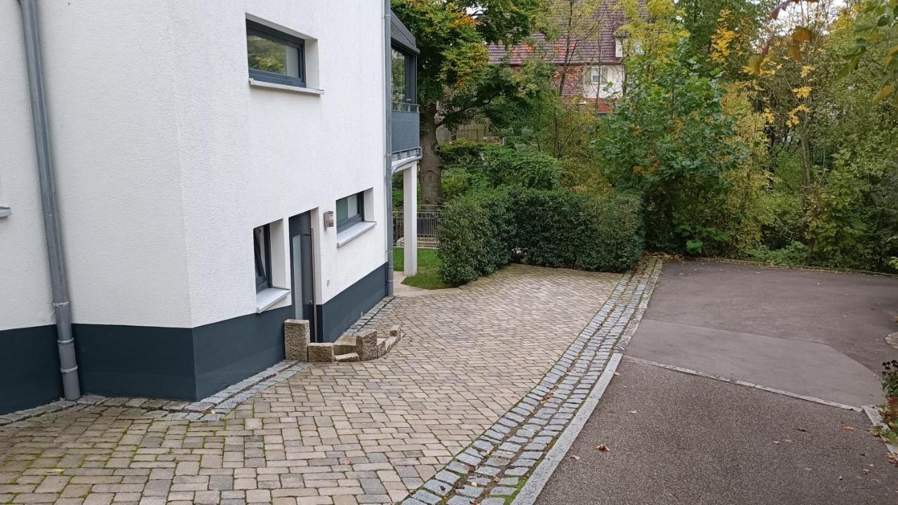 Baumeister * Weilheim an der Teck